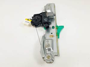 ELEVALUNAS TRASERO DERECHO 13350763 OPEL ASTRA J SPORTS TOURER Autodesguaces Alicante