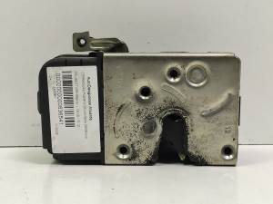 CERRADURA PUERTA DELANTERA DERECHA PEUGEOT 206+ Autodesguaces Alicante