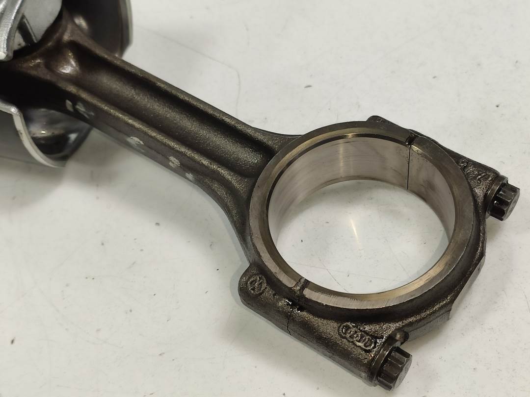 PISTON - VOLKSWAGEN - GOLF VII LIM. (5G1)
