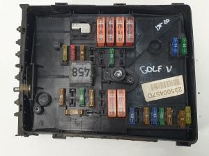 CAJA RELES / FUSIBLES 1K0937125 VOLKSWAGEN GOLF PLUS (5M1) Autodesguaces Alicante