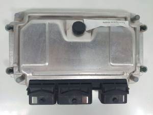 CENTRALITA MOTOR UCE 0261206245 PEUGEOT 306 BERLINA (S2) Autodesguaces Alicante