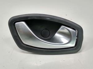 MANETA INTERIOR TRASERA DERECHA 826720001R RENAULT MEGANE III BERLINA 5P Autodesguaces Alicante