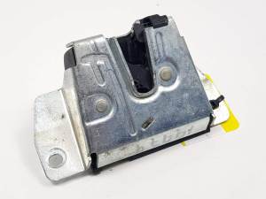 CERRADURA MALETERO / PORTON MERCEDES CLASE M (W163) Autodesguaces Alicante