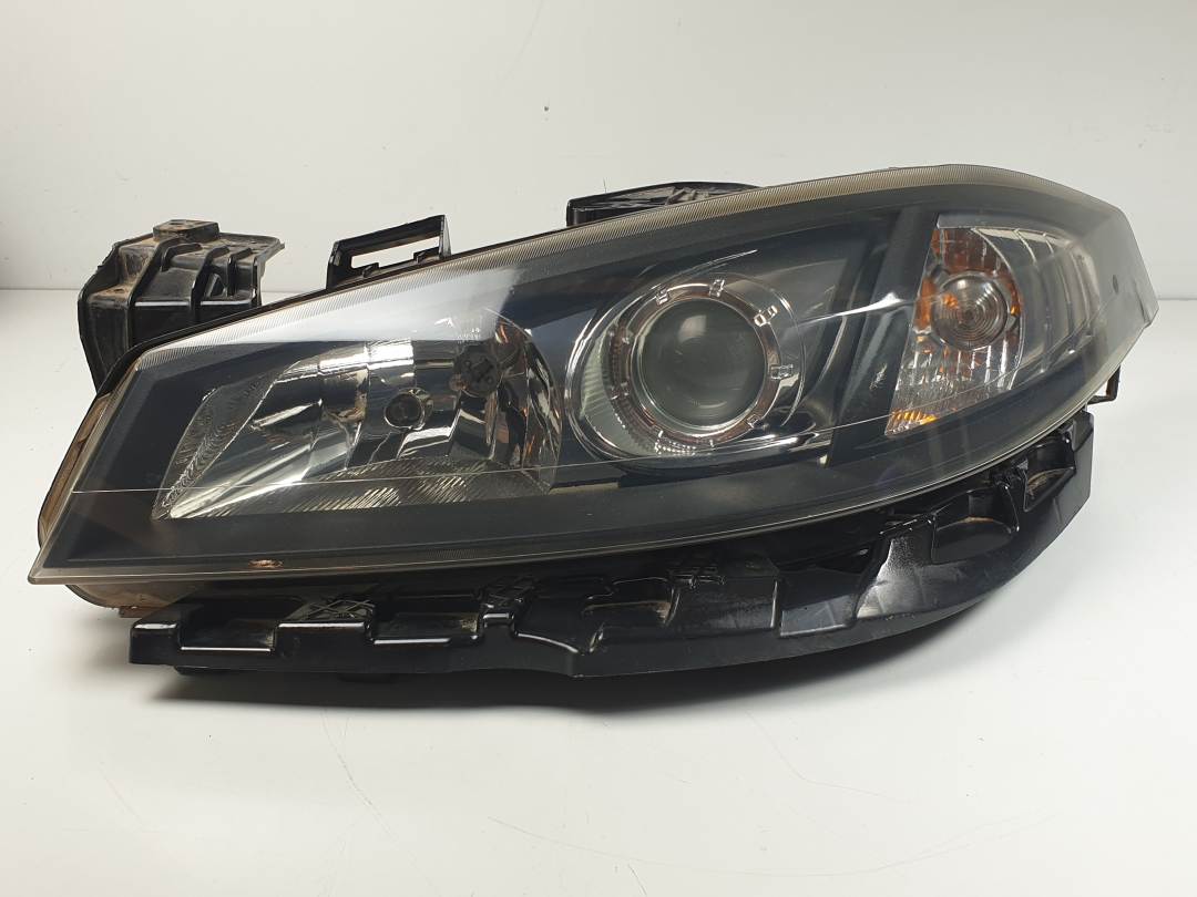 FARO IZQUIERDO - 8200354740 - RENAULT - LAGUNA II (BG0)