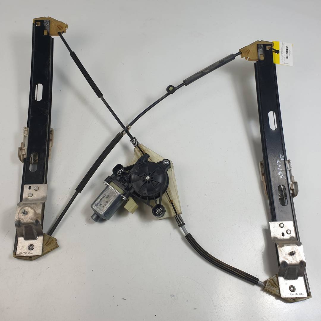 Fensterheber vorne links - 5Q0959801B - SEAT - LEON (5F1)
