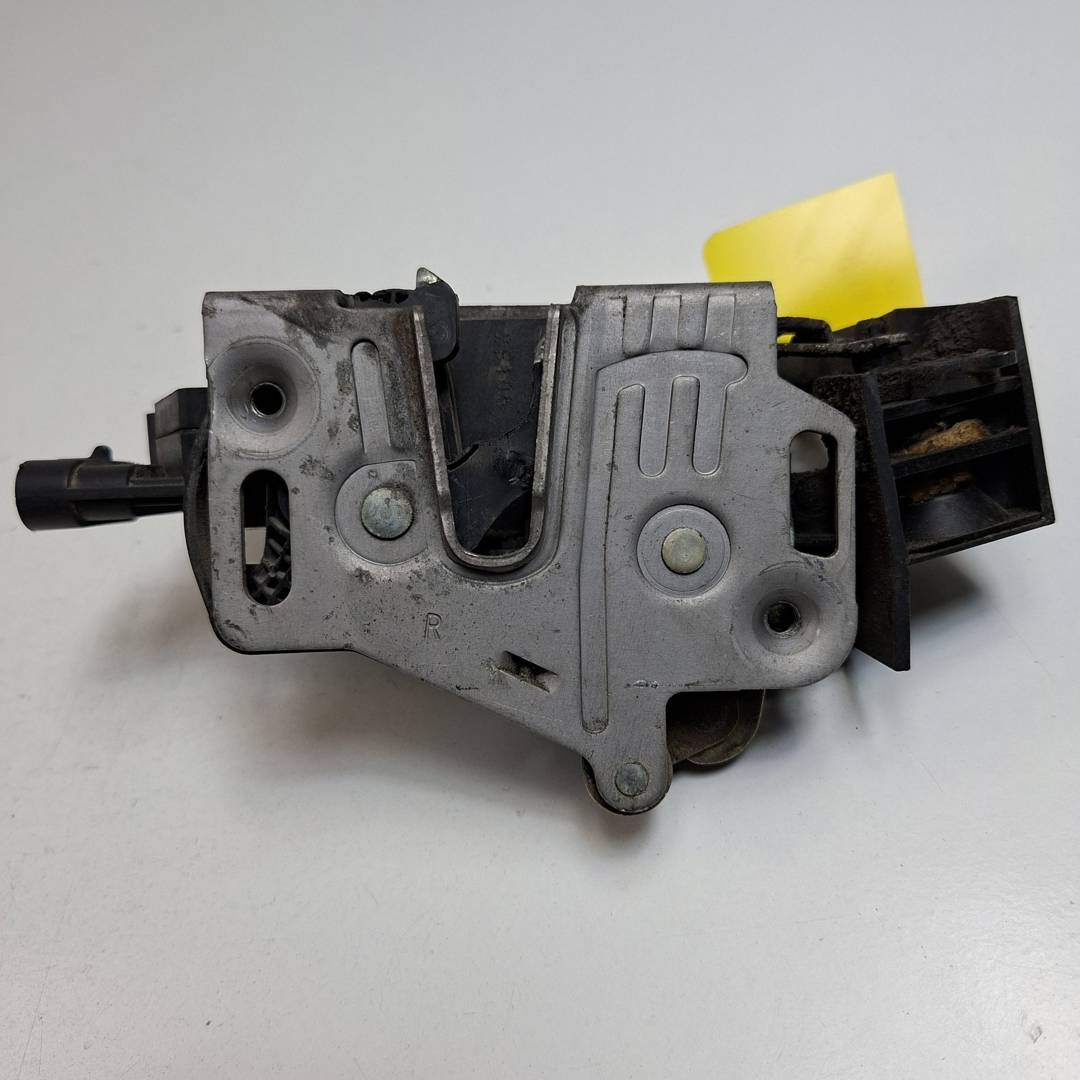 CERRADURA PUERTA TRASERA DERECHA - A1637302635 - MERCEDES - CLASE M (W163)