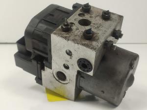 ABS 0273004452 NISSAN ALMERA (N16/E) Autodesguaces Alicante