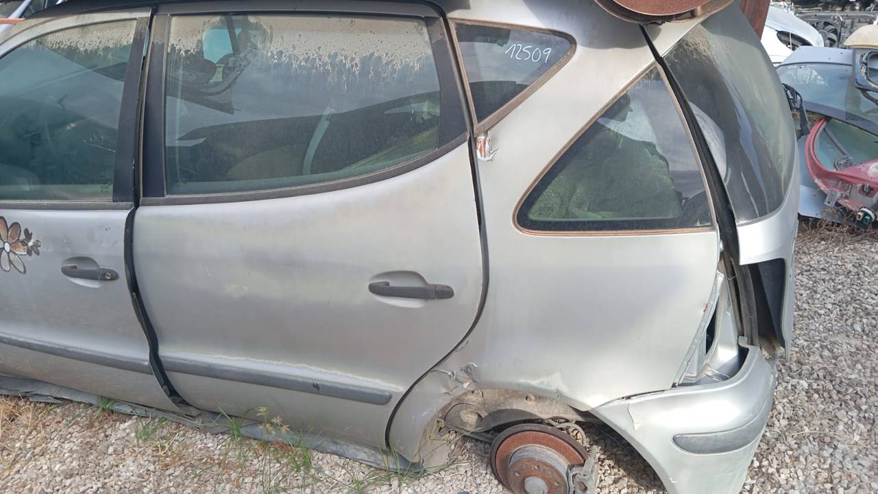CERRADURA PUERTA TRASERA IZQUIERDA