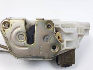 CERRADURA PUERTA DELANTERA IZQUIERDA MITSUBISHI MONTERO iO / PININ (H60/H70) Autodesguaces Alicante