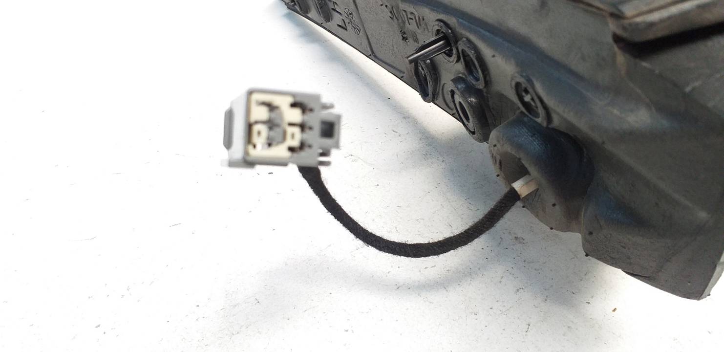RETROVISOR IZQUIERDO