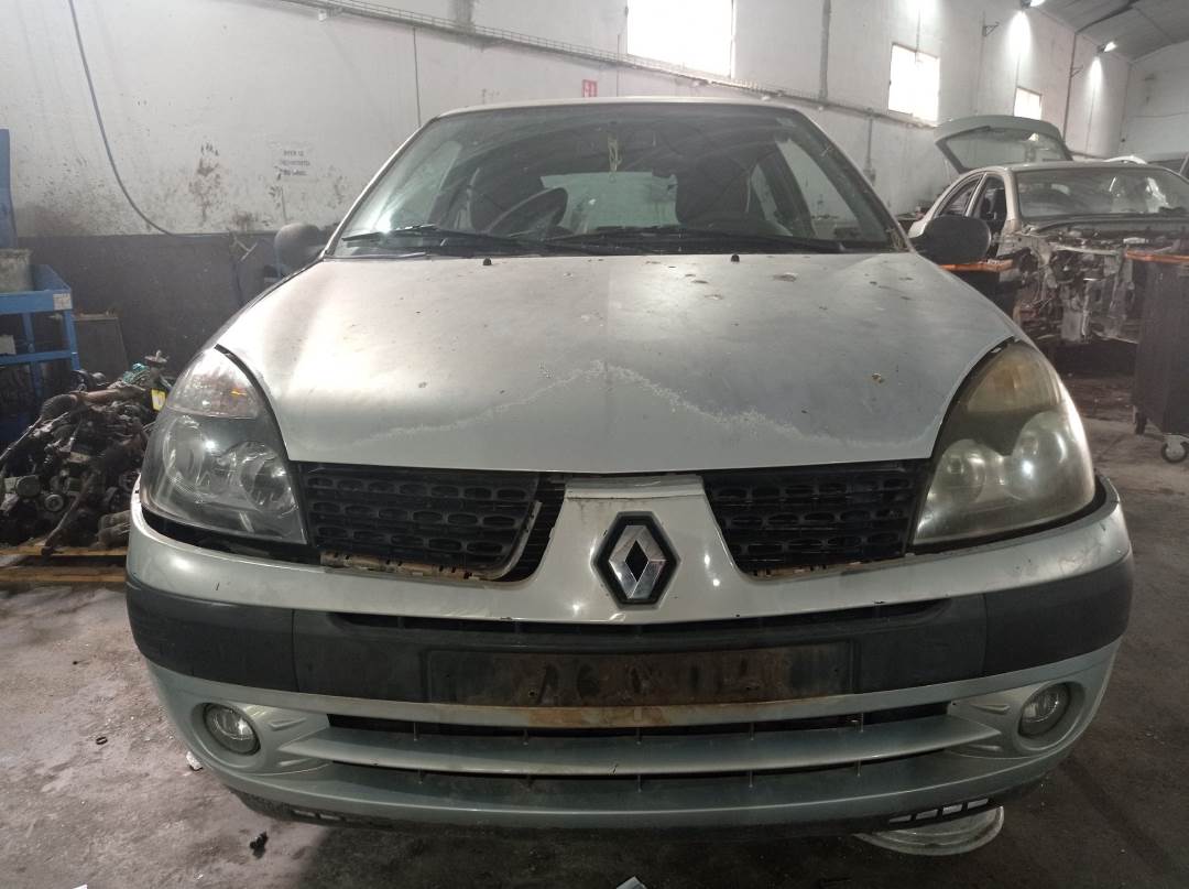 RENAULT CLIO II FASE II (B/CB0) (2001 - 2005)