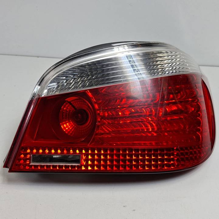 PILOTO TRASERO DERECHO 7165738 BMW SERIE 5 BERLINA (E60) Autodesguaces Alicante
