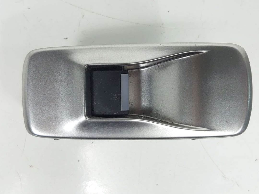 MANDO ELEVALUNAS DELANTERO DERECHO - AW9314717AB - JAGUAR - XF (X250)