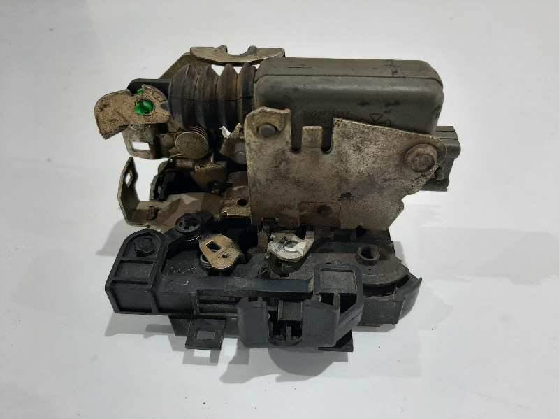 CERRADURA PUERTA DELANTERA DERECHA - RENAULT - CLIO II FASE I (B/CBO)