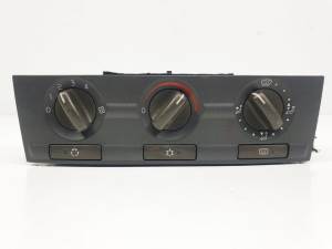 MANDO CALEFACCION / AIRE ACONDICIONADO 9041704797 VOLVO S40 BERLINA Autodesguaces Alicante