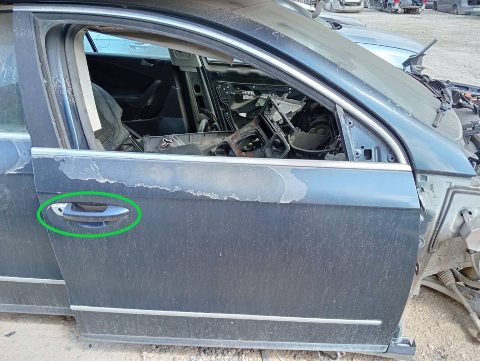 MANETA EXTERIOR DELANTERA DERECHA