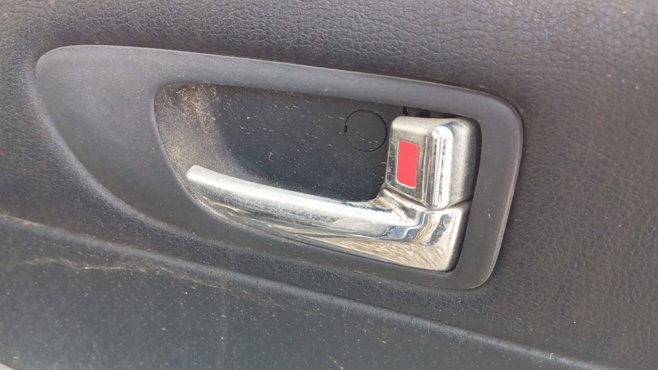 MANETA INTERIOR TRASERA DERECHA