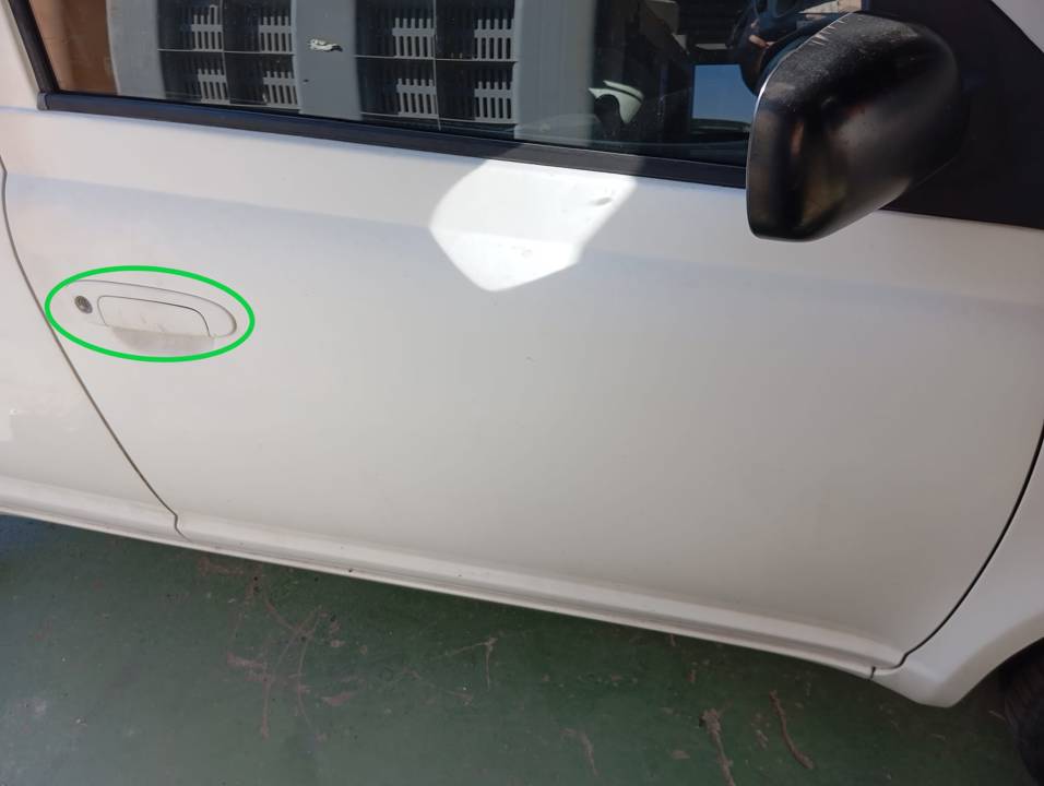 MANETA EXTERIOR DELANTERA DERECHA