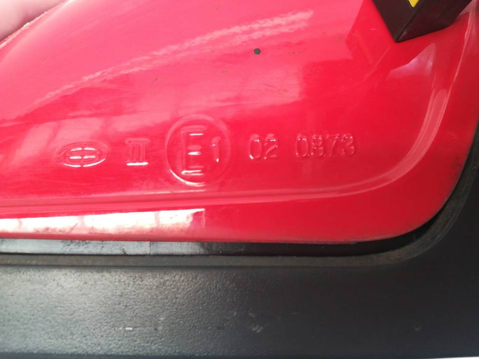 RETROVISOR DERECHO
