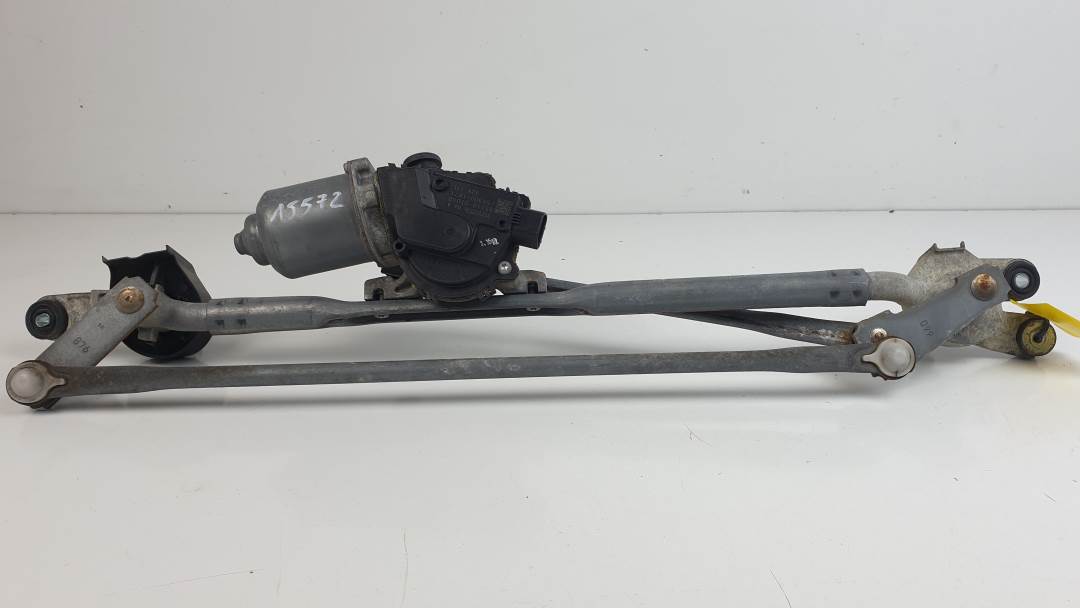 MOTOR LIMPIA DELANTERO - 851100T010 - TOYOTA - VENZA (AV10)