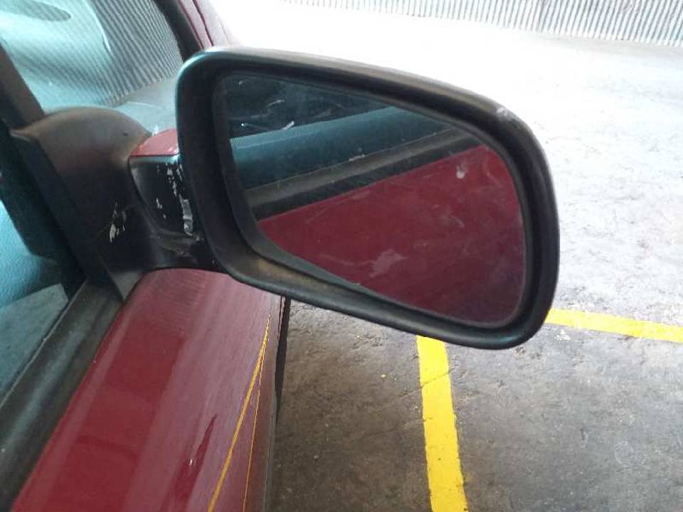 CRISTAL RETROVISOR DERECHO