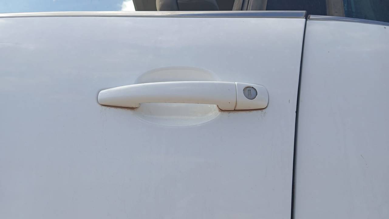 MANETA EXTERIOR DELANTERA IZQUIERDA