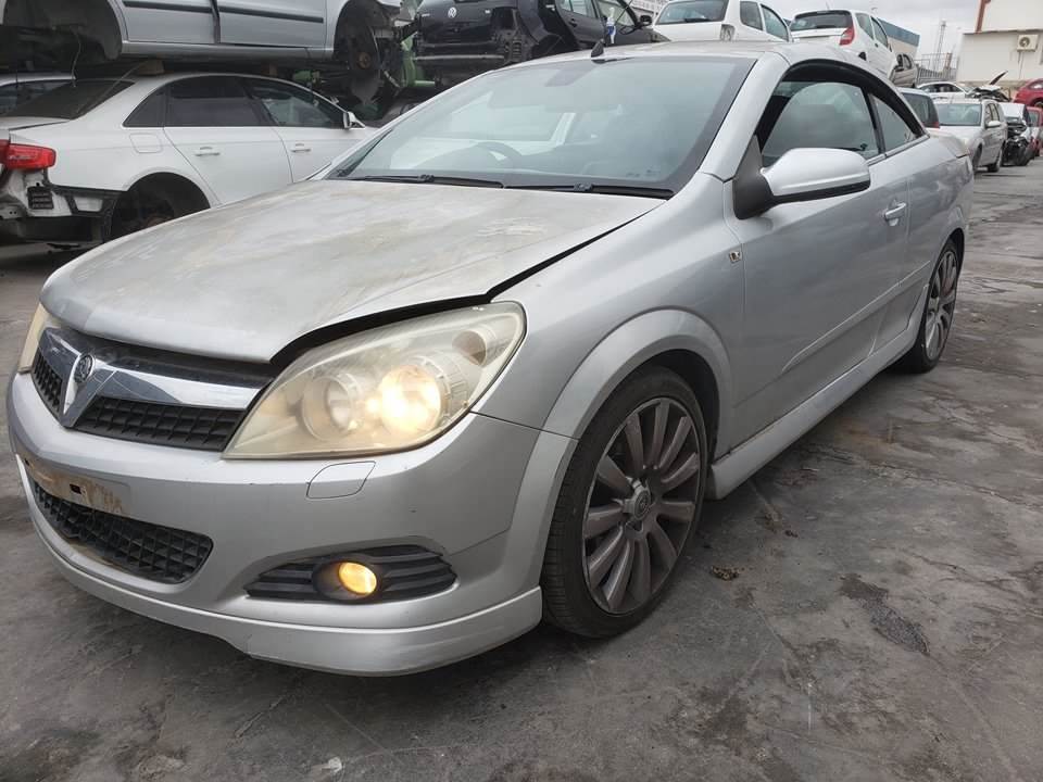 OPEL ASTRA TWIN TOP (2006 - 2012)