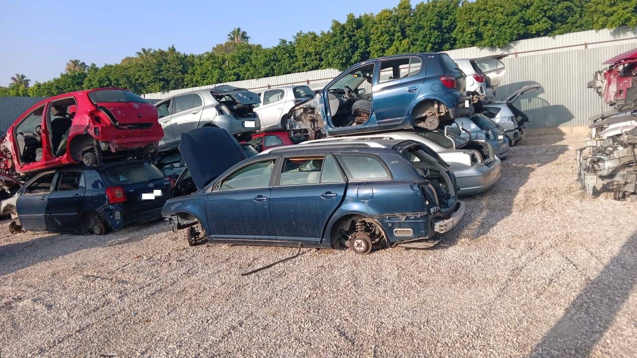 Imagen del vehículo TOYOTA AVENSIS WAGON (T25)