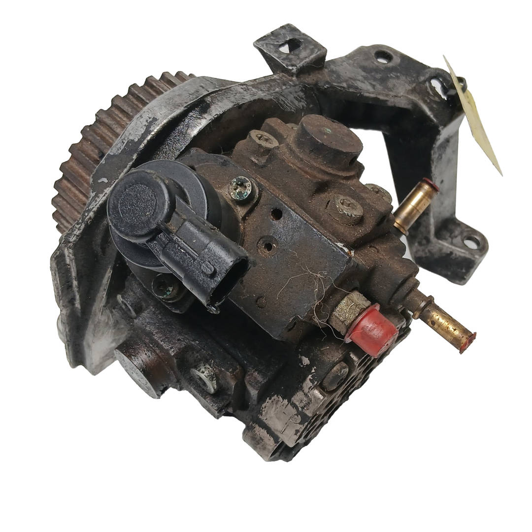 Foto 3 de Bomba Inyeccion Citroen C4 Grand Picasso (2006–2013)