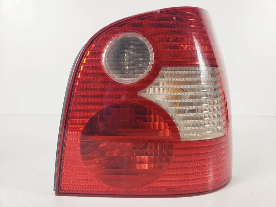 PILOTO TRASERO DERECHO - 6Q6945096B - VOLKSWAGEN - POLO (9N1)
