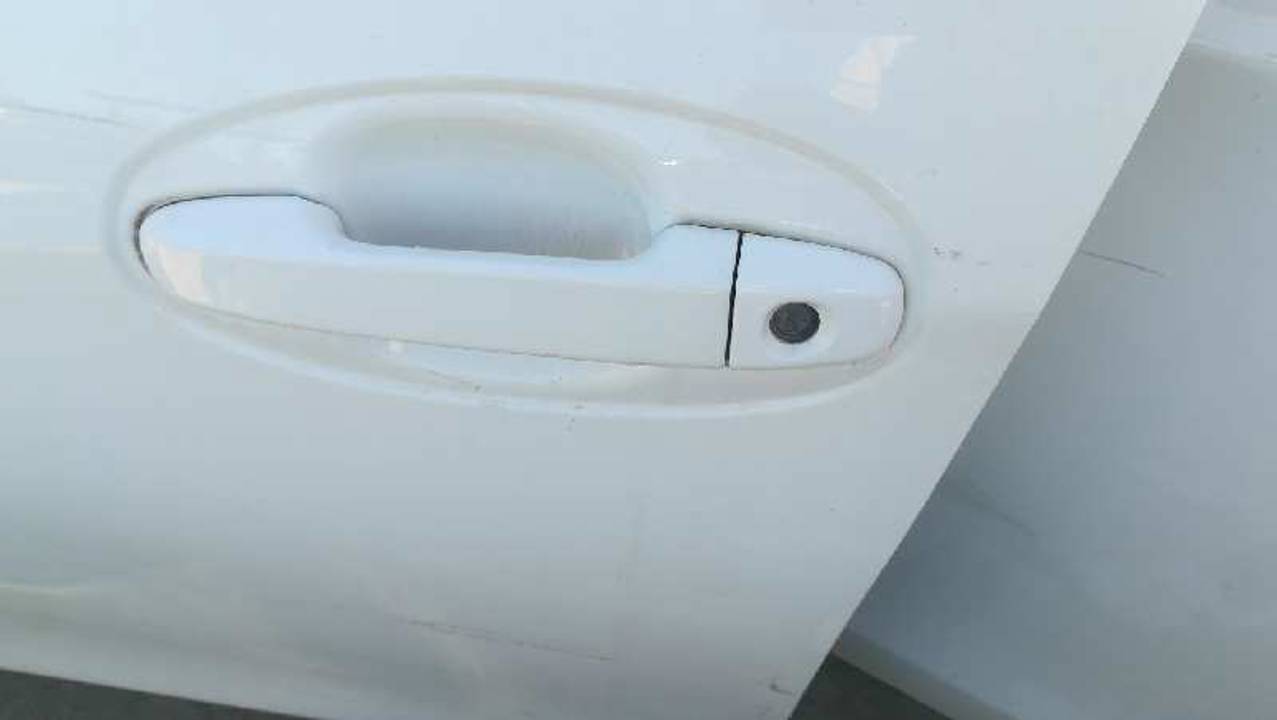 MANETA EXTERIOR DELANTERA IZQUIERDA