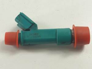 INYECTOR 2325028050 TOYOTA RAV 4 (A3) Autodesguaces Alicante