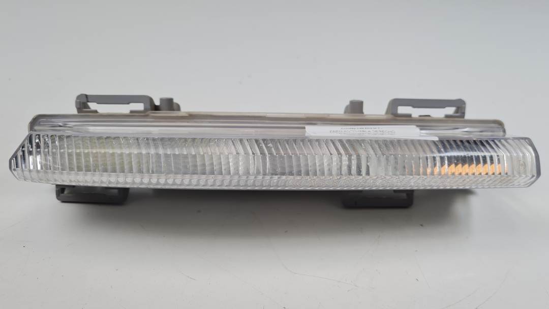 FARO ANTINIEBLA DERECHO - A2049069000 - MERCEDES - CLASE C (W204) BERLINA