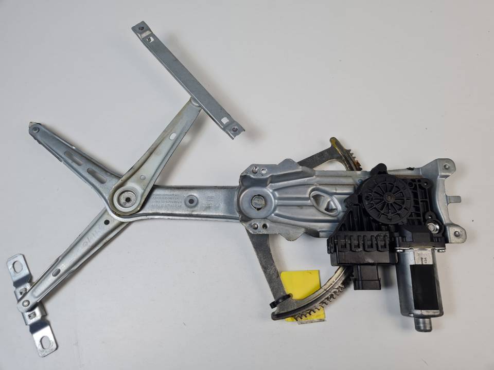 ELEVALUNAS DELANTERO IZQUIERDO 994886101 OPEL ASTRA H BER. Autodesguaces Alicante