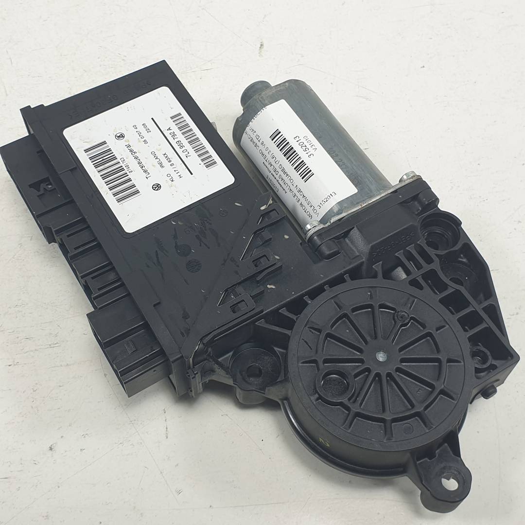 MOTOR ELEVALUNAS DELANTERO DERECHO - 7L0959792A - VOLKSWAGEN - TOUAREG (7L6)