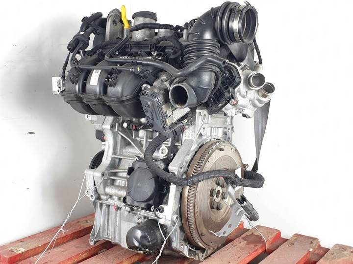 MOTOR COMPLETO DFNA VOLKSWAGEN POLO (AW) Autodesguaces Alicante