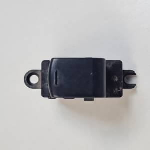 MANDO ELEVALUNAS TRASERO DERECHO 25411EA00A NISSAN NAVARA PICK-UP (D40M) Autodesguaces Alicante