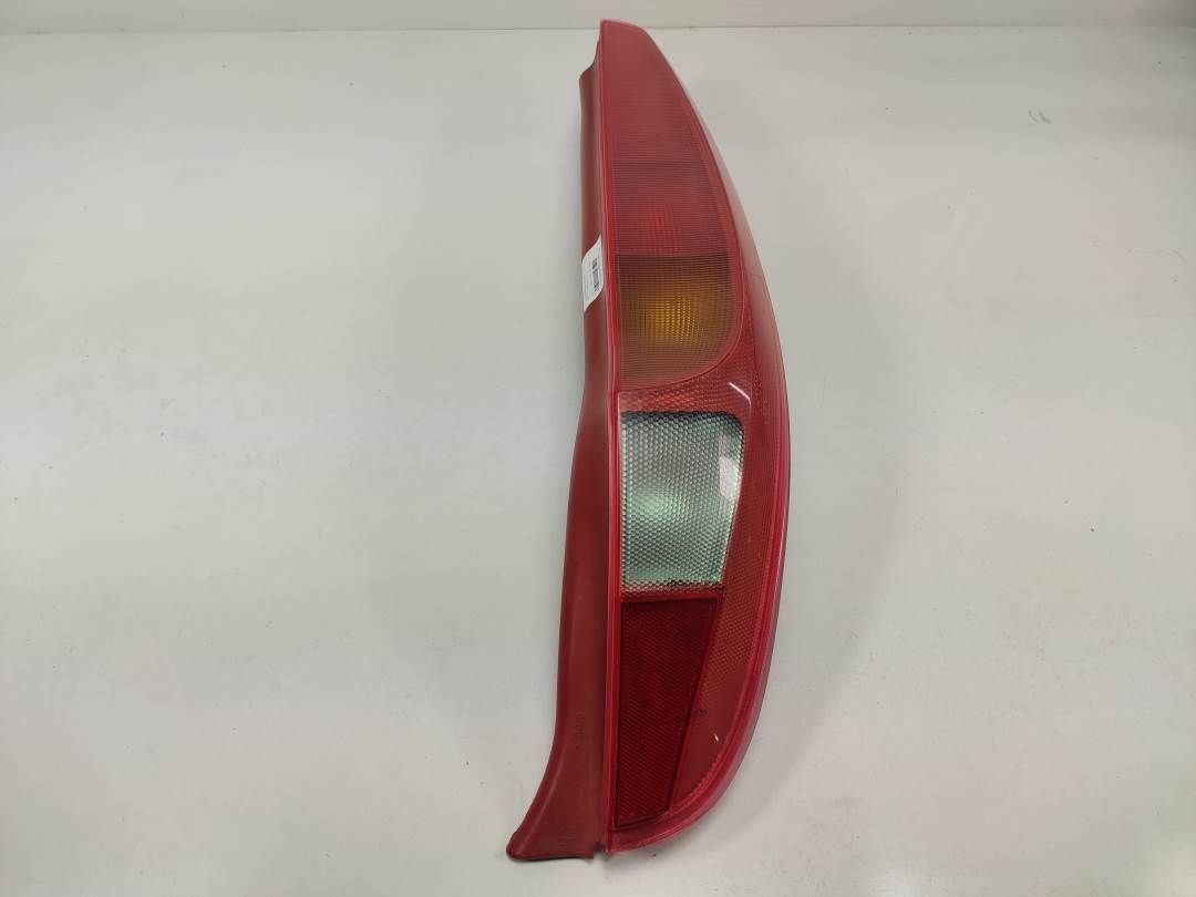 PILOTO TRASERO DERECHO - FIAT - PUNTO BERLINA (188)