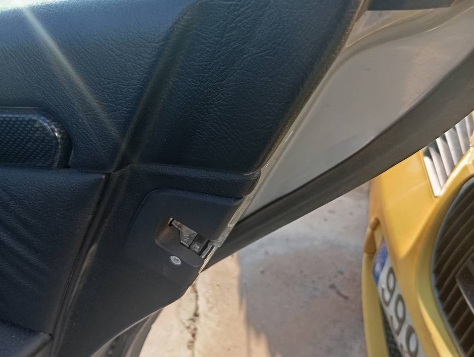 CERRADURA PUERTA TRASERA DERECHA