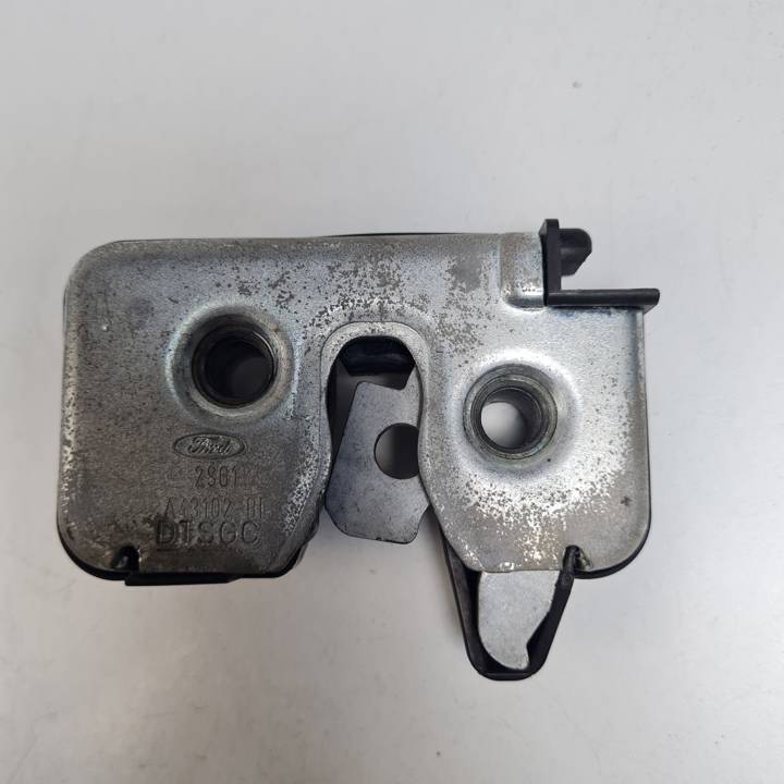 CERRADURA MALETERO / PORTON A43102BE FORD FIESTA (CBK) Autodesguaces Alicante