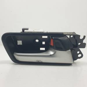 MANETA INTERIOR TRASERA DERECHA TOYOTA LAND CRUISER (J15) Autodesguaces Alicante