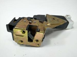 CERRADURA PUERTA DELANTERA IZQUIERDA VOLVO V40 FAMILIAR Autodesguaces Alicante