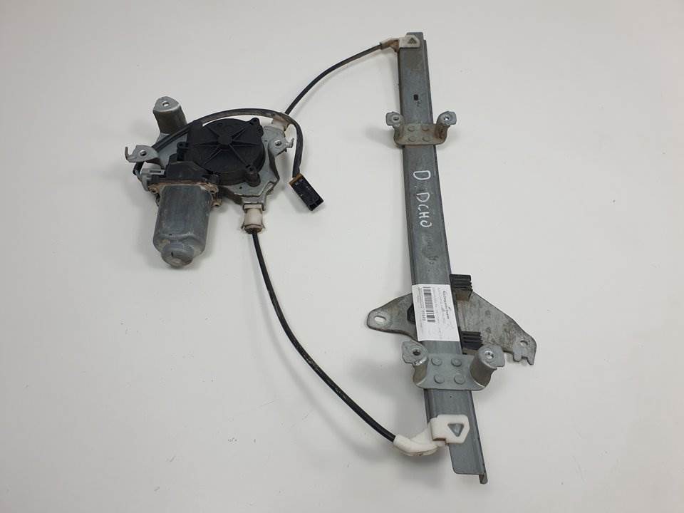 Lève-vitre avant gauche - 400601T1 - NISSAN - PRIMERA TRAV. (WP11)