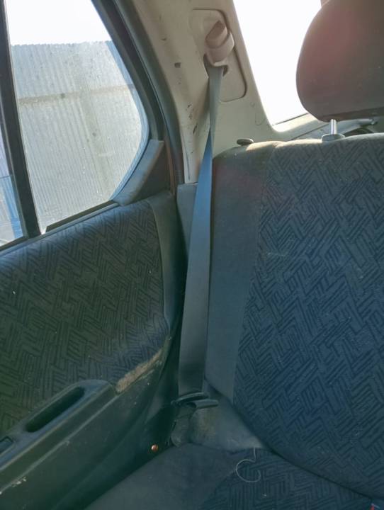 CINTURON SEGURIDAD TRASERO DERECHO