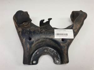 BRAZO SUSPENSION INFERIOR DELANTERO IZQUIERDO MITSUBISHI PAJERO SPORT (KH_, KG_) Autodesguaces Alicante