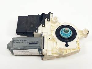 MOTOR ELEVALUNAS TRASERO IZQUIERDO 1K0959703AG VOLKSWAGEN GOLF V VARIANT (1K5) Autodesguaces Alicante