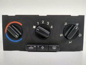 MANDO CALEFACCION / AIRE ACONDICIONADO 93101782 OPEL ZAFIRA A Autodesguaces Alicante