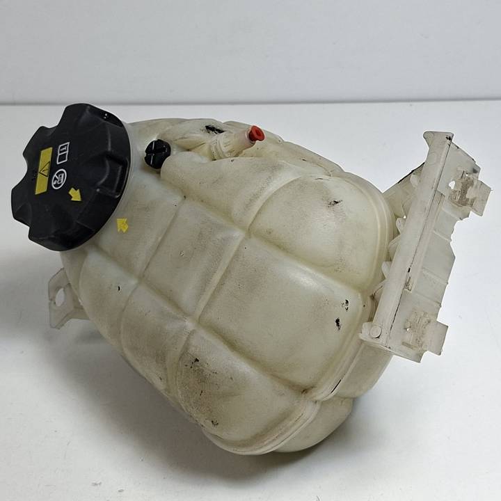 DEPOSITO EXPANSION 17137642160 BMW SERIE 3 TOURING (F31) Autodesguaces Alicante