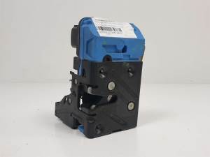 CERRADURA PUERTA DELANTERA DERECHA 30663042 VOLVO XC90 Autodesguaces Alicante