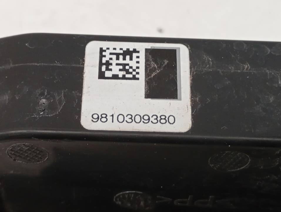 CERRADURA PUERTA DELANTERA DERECHA
